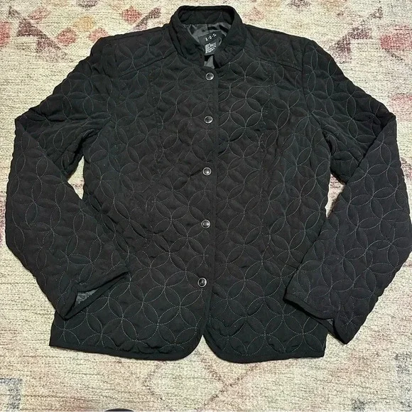 Black quilted button-up light weight jacket size small - Picture 3 of 9